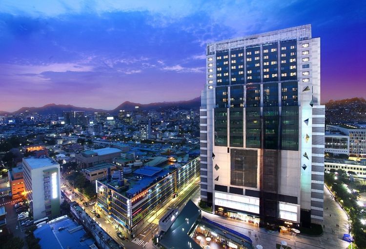 ขายโรงแรมหรู ระดับ 4 ดาว ขนาด 224 ห้อง ย่านธุรกิจ ถนนสุขุมวิท กรุงเทพฯ ใกล้ห้างเอ็มสเฟียร์ (Emsphere)