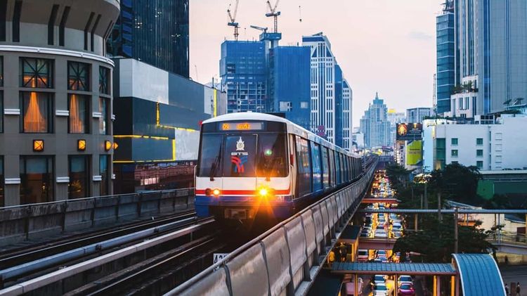 ไม่ใช่ ขายอาคารสำนักงาน สูง 30 ชั้น ทำเลทอง ย่านธุรกิจ ถนนสุขุมวิท ใกล้รถไฟฟ้า BTS เอกมัย รูปที่ 2