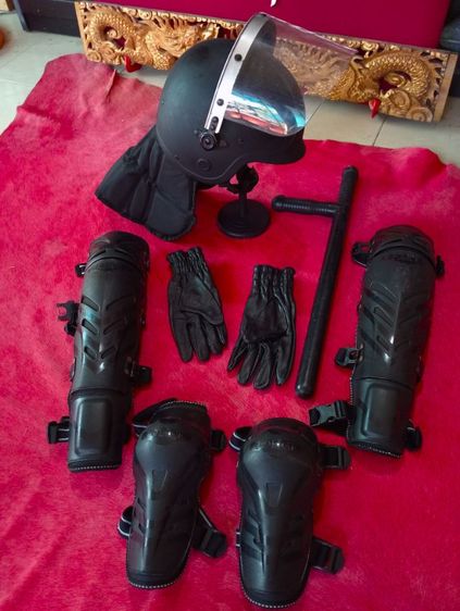 ชุดปราบจราจลครบชุดแท้สภาพเยี่ยม รูปที่ 6