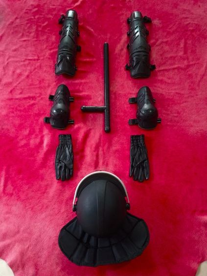 ชุดปราบจราจลครบชุดแท้สภาพเยี่ยม รูปที่ 10