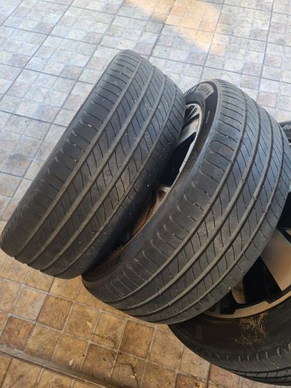 ขายล้อแม็ค ขอบ 18  รู 5  114 พร้อมยางมิชิลิน 225 50R18  ปี 21 สภาพแม็คใหม่ สวยไม่มีตำหนิใดๆ  รูปที่ 2