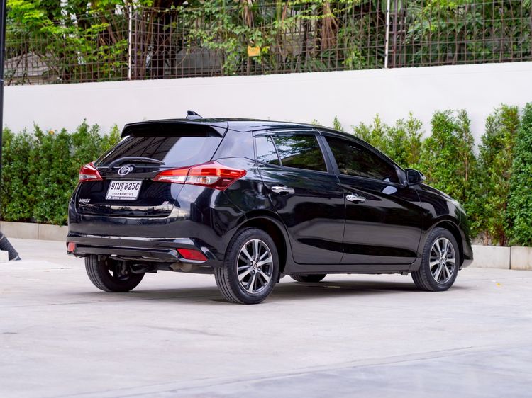 Toyota Yaris 2019 1.2 G Sedan เบนซิน ไม่ติดแก๊ส เกียร์อัตโนมัติ ดำ รูปที่ 4