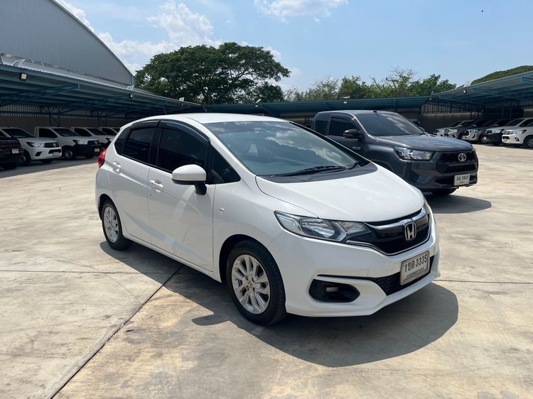 Honda Jazz 2021 1.5 V i-VTEC Sedan เบนซิน ไม่ติดแก๊ส เกียร์อัตโนมัติ ขาว รูปที่ 2
