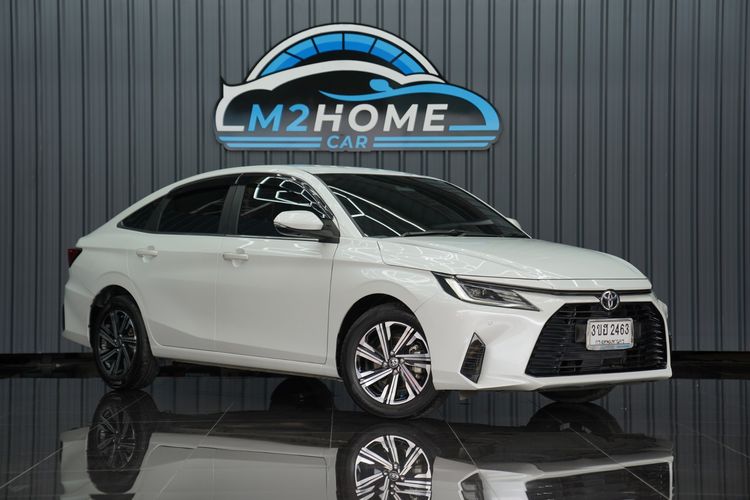 Toyota Yaris ATIV 2023 1.2 Premium Sedan เบนซิน เกียร์อัตโนมัติ ขาว รูปที่ 3