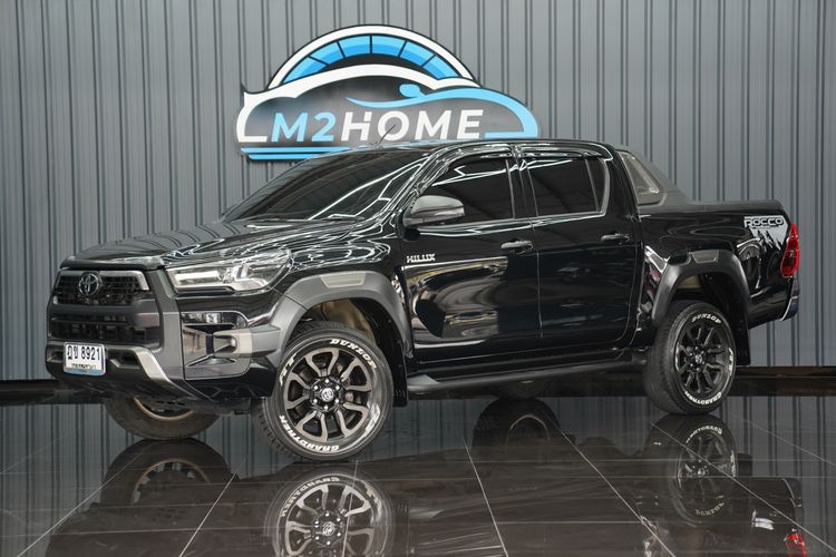 รถ Toyota Hilux Revo 2.4 Prerunner G Rocco สี ดำ