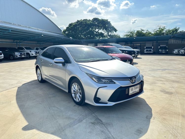Toyota Altis 2020 1.6 G Sedan เบนซิน ไม่ติดแก๊ส เกียร์อัตโนมัติ เทา รูปที่ 2