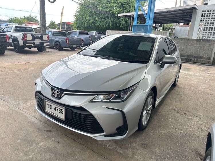 รถ Toyota Altis 1.6 G สี เทา