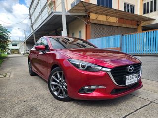ขายครับ MAZDA 3 2.0 SP 2019 AUTO รถมือเดียวป้ายแดงสวยๆบุคครบกุญแจสำรองสนใจติดต่อ0911494444ตี๋