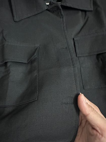 เสื้อแจ็คเก็ตครอปแขนยาวสีดำ รูปที่ 3