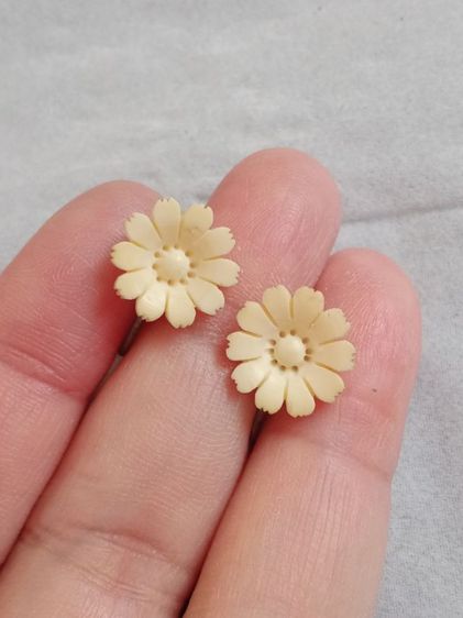 ต่างหูrาแท้ ก้านแป้นเงินแท้ งานนอกสวยค่ะ