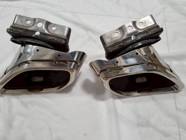 ปลายท่อ Lexus Rc 300h​ Fsport​ original​ รูปที่ 2