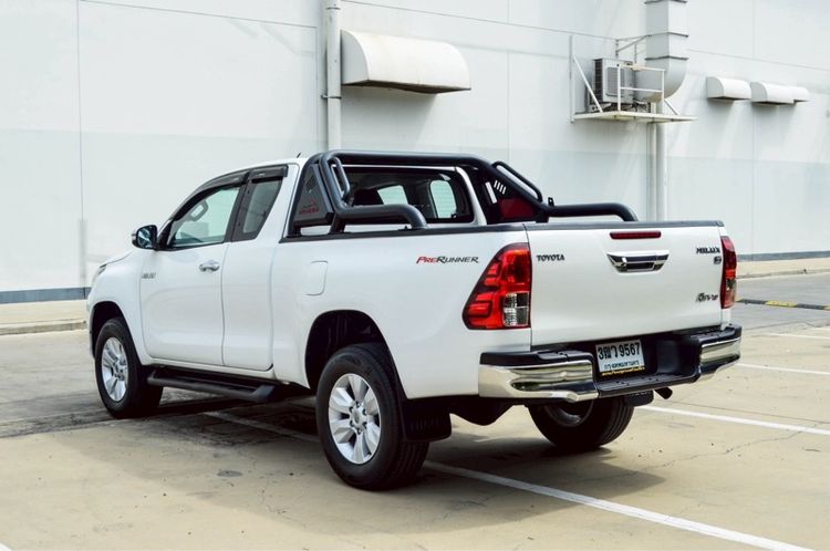 Toyota Hilux Revo 2017 2.4 G Prerunner Pickup ดีเซล ไม่ติดแก๊ส เกียร์อัตโนมัติ ขาว รูปที่ 2