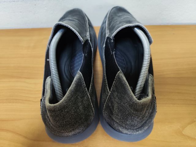 CROCS 44.0 แท้ มือสอง M8 ผ้าใบดำ รูปที่ 7