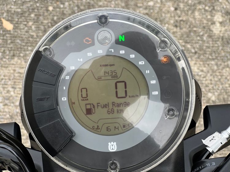 Husqvarna votpilen 401 สวยจัด ขี่ดีสุดๆ รูปที่ 17