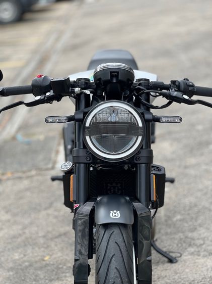 Husqvarna votpilen 401 สวยจัด ขี่ดีสุดๆ รูปที่ 5