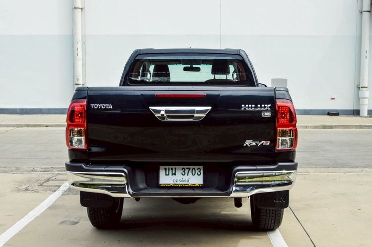 Toyota Hilux Revo 2016 2.4 Prerunner E Plus Pickup ดีเซล ไม่ติดแก๊ส เกียร์ธรรมดา ดำ รูปที่ 4