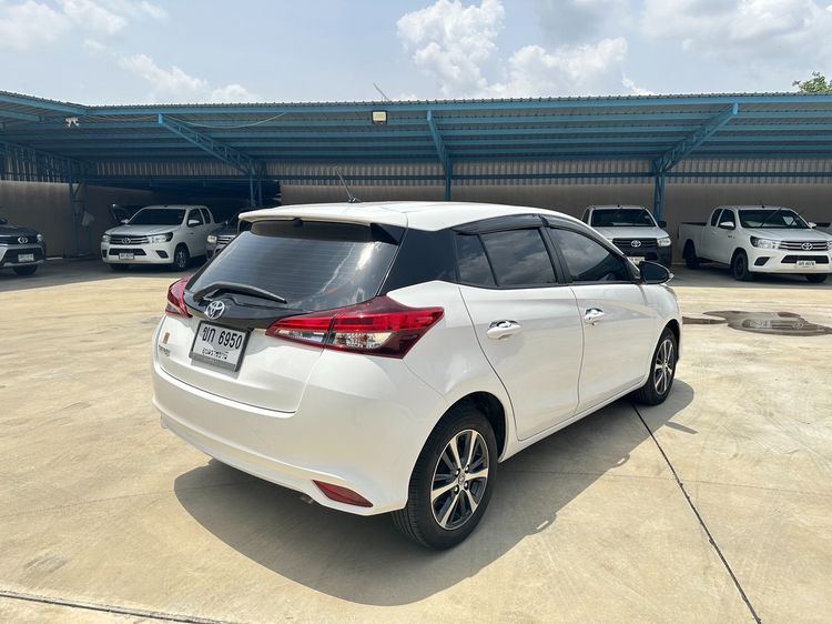 Toyota Yaris 2020 1.2 Mid Sedan เบนซิน ไม่ติดแก๊ส เกียร์อัตโนมัติ ขาว รูปที่ 3
