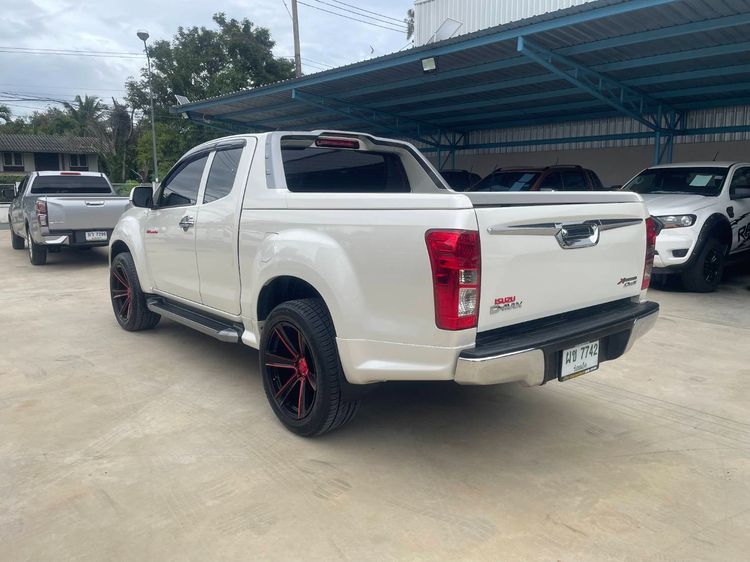 Isuzu D-MAX 2017 1.9 Hi-Lander X-Series Z Pickup ดีเซล ไม่ติดแก๊ส เกียร์ธรรมดา ขาว รูปที่ 4