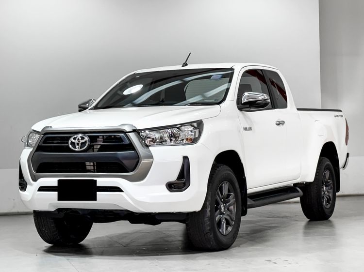 รถ Toyota Hilux Revo Smart Cab 2.4 Entry Prerunner สี ขาว