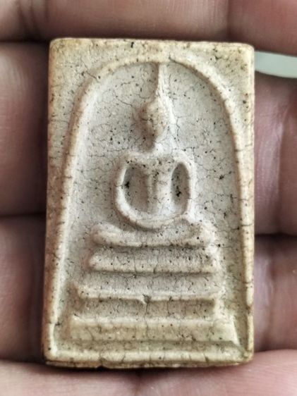 สมเด็จวัดระฆังพิมพ์ใหญ่เนื้อสวยหนึบนุ่มมีมวลสารเก่าๆ