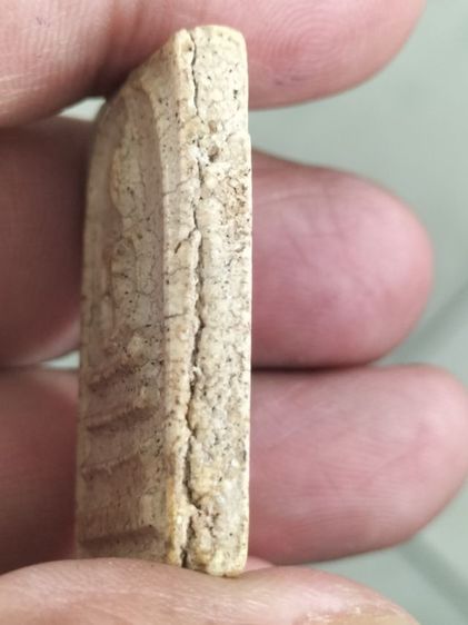 สมเด็จวัดระฆังพิมพ์ใหญ่เนื้อสวยหนึบนุ่มมีมวลสารเก่าๆ รูปที่ 4