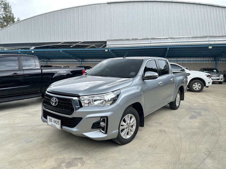รถ Toyota Hilux Revo 2.4 Z Edition E สี เทา