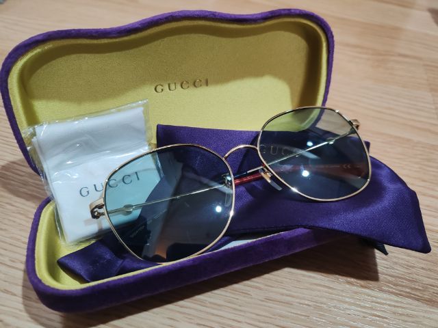 แว่นตา​ GUCCI​ ไม่ได้ใช้เลย​ สภาพนอนกล่อง​  รูปที่ 2