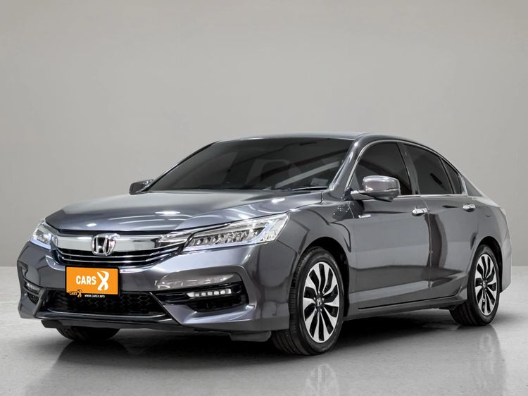 รถ Honda Accord 2.0 Hybrid สี เทา