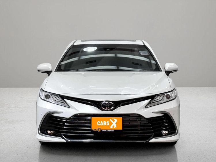 Toyota Camry 2022 2.5 Premium Sedan เบนซิน ไม่ติดแก๊ส เกียร์อัตโนมัติ ขาว รูปที่ 2