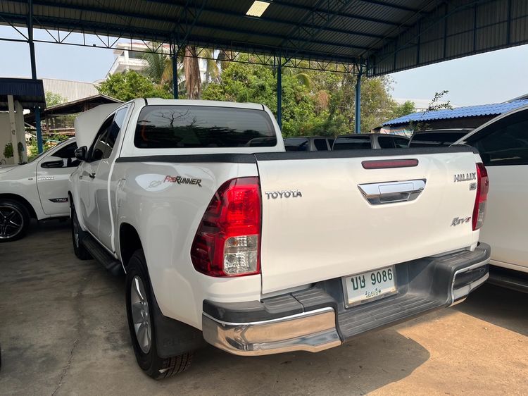Toyota Hilux Revo 2018 2.4 Prerunner E Pickup ดีเซล ไม่ติดแก๊ส เกียร์ธรรมดา ขาว รูปที่ 4