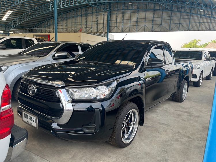 รถ Toyota Hilux Revo Smart Cab 2.4 Entry Z Edition สี ดำ