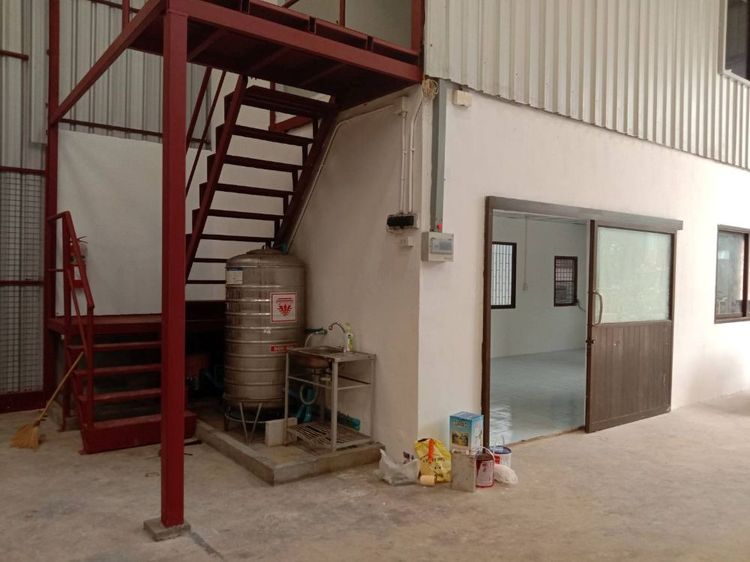 ให้เช่าโกดังใหม่พร้อมสำนักงาน พื้นที่ใช้สอย 711 ตรม. ใกล้แยกเทพารักษ์ น้ำไม่ท่วม เข้าออกสะดวก เพียง 55,000 เดือน รูปที่ 3