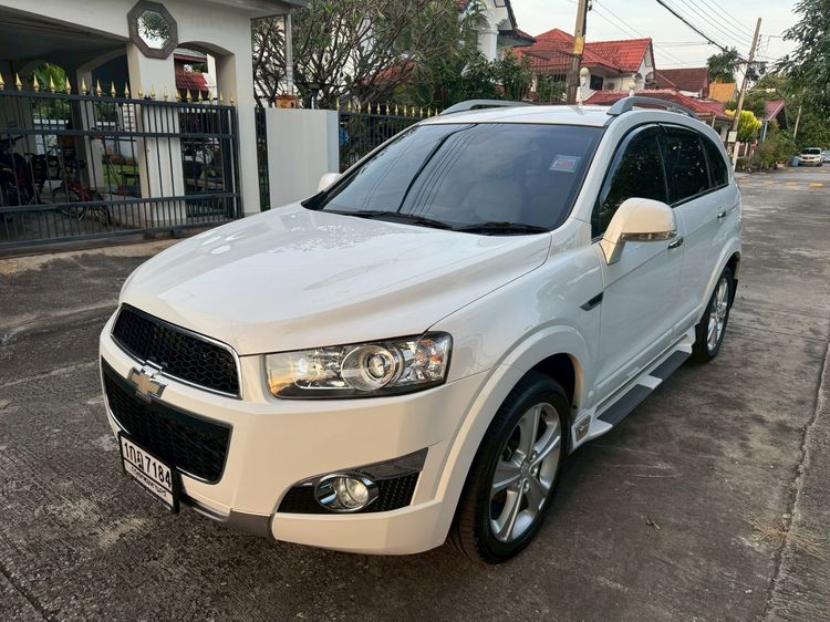 รถ Chevrolet Captiva 2.0 LTZ 4WD สี ขาว