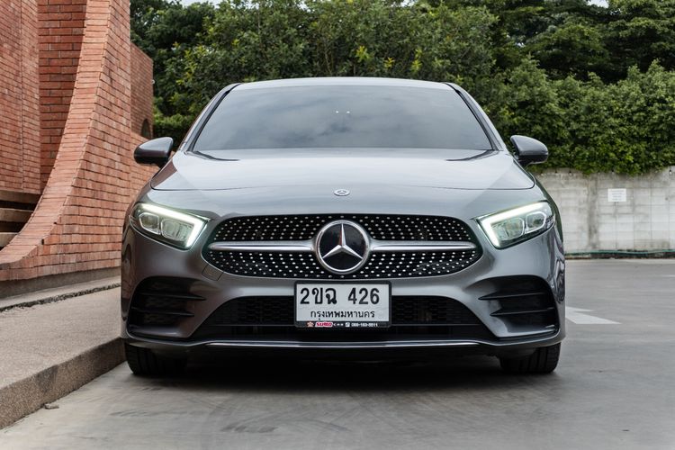 Mercedes-Benz A-Class 2021 A200 Sedan เบนซิน ไม่ติดแก๊ส เกียร์อัตโนมัติ เทา รูปที่ 2