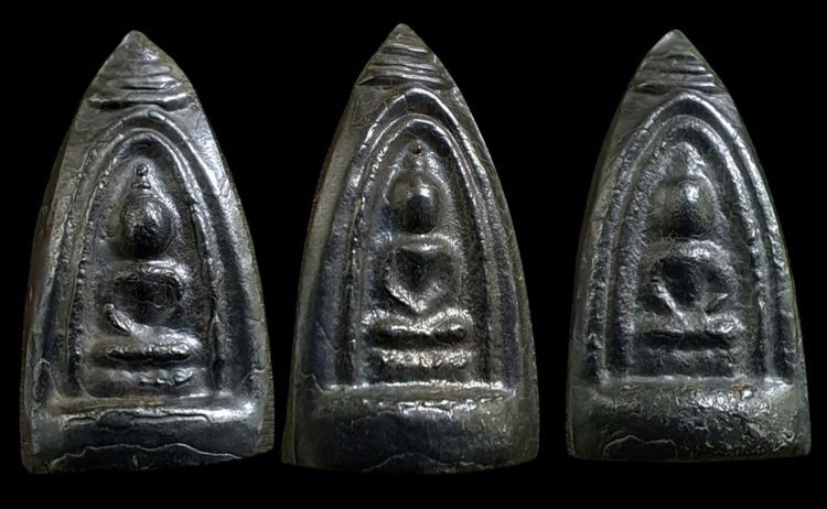 พระพรหม ๓ หน้า หลวงพ่ออี๋ วัดสัตหีบ จ.ชลบุรี เนื้อเมฆพัตร รูปที่ 2