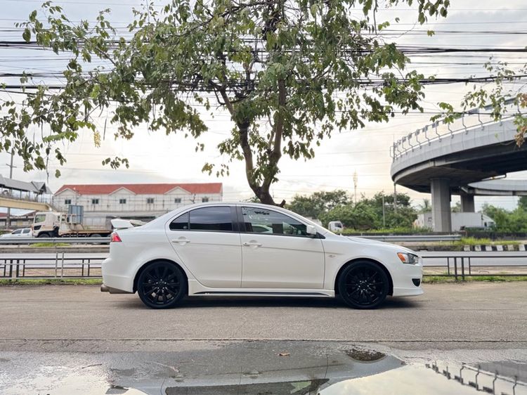 Mitsubishi Lancer Ex 2010 2.0 GT Sedan เบนซิน ไม่ติดแก๊ส เกียร์อัตโนมัติ ขาว รูปที่ 3
