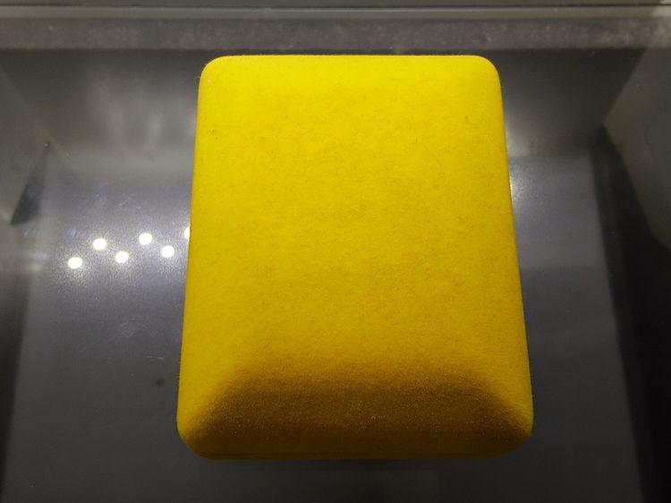 เหรียญในหลวงนั่งบัลลังก์ เนื้อเงินขัดเงา ที่ระลึกฉลองครองราชย์ 50 ปี จัดสร้างโดยกระทรวงมหาดไทย พ.ศ.2539 พร้อมกล่องเดิม รูปที่ 9