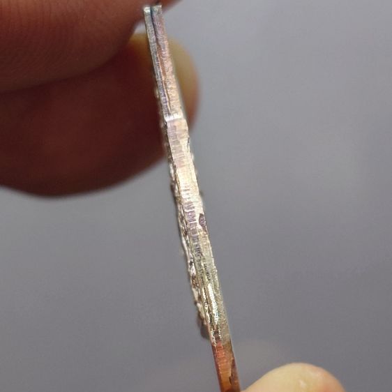 เหรียญในหลวงนั่งบัลลังก์ เนื้อเงินขัดเงา ที่ระลึกฉลองครองราชย์ 50 ปี จัดสร้างโดยกระทรวงมหาดไทย พ.ศ.2539 พร้อมกล่องเดิม รูปที่ 7