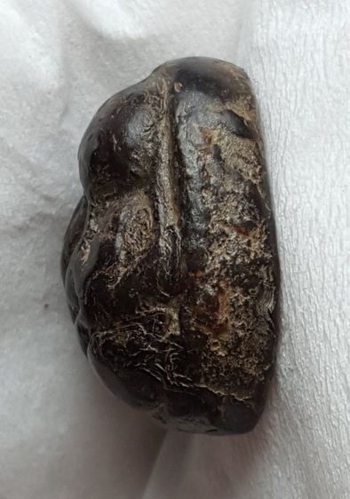 พระปิดตาหลังยันต์ เนื้อผง ไม่ทราบที่ รูปที่ 3