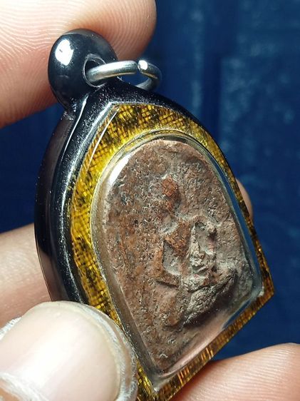 พระกรุวัดกระชาย ตัดเดี่ยว เลี่ยมพร้อมใช้ รูปที่ 3