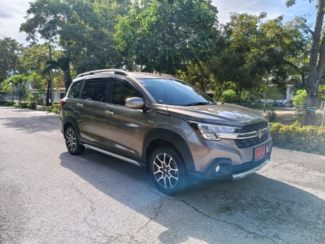 รถ Suzuki XL7 1.5 GLX สี เทา