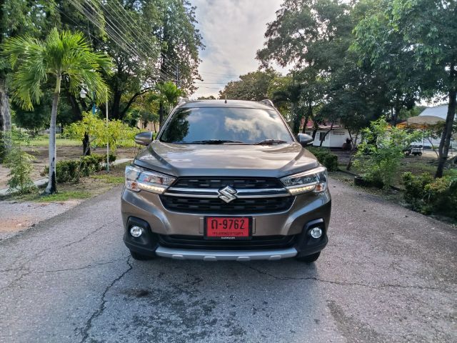 Suzuki XL7 2021 1.5 GLX Sedan เบนซิน ไม่ติดแก๊ส เกียร์อัตโนมัติ เทา รูปที่ 2