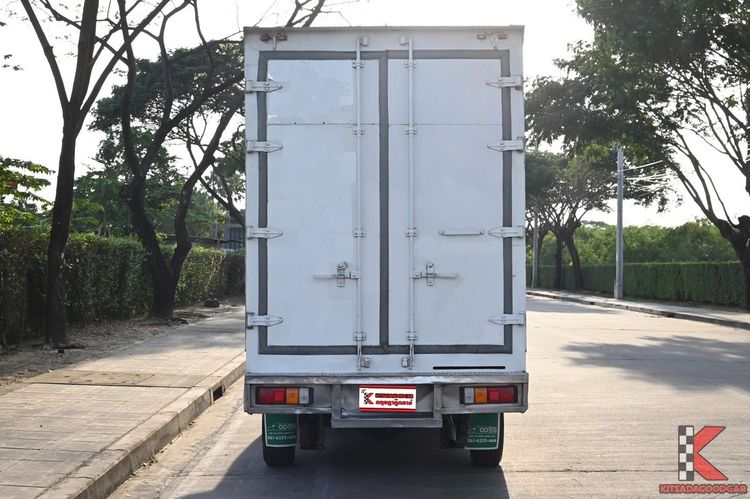 Toyota Hilux Revo 2021 2.4 Entry Pickup ดีเซล ไม่ติดแก๊ส เกียร์ธรรมดา ขาว รูปที่ 4