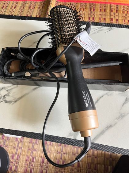 หวีไฟฟ้า รองเท้า บาจา ผู้หญิง