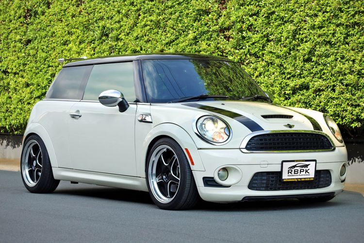 Mini Hatch Cooper 2009 1.6 S เบนซิน ไม่ติดแก๊ส เกียร์อัตโนมัติ ขาว รูปที่ 4