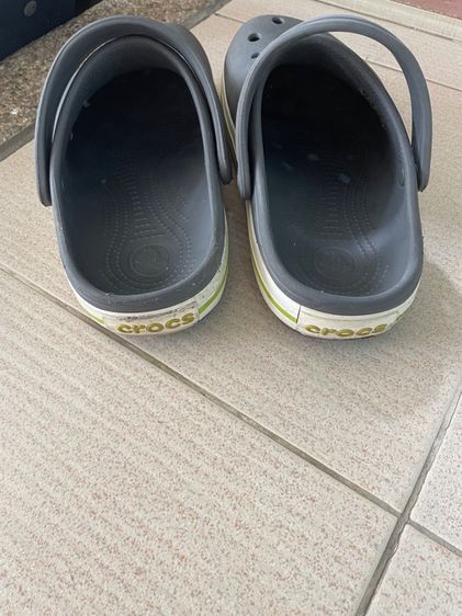 รองเท้า crocs แท้ รูปที่ 2