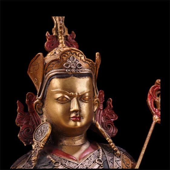 🕉️ พระปัทมสัมภวะ ทองเหลืองเก่าสะสม  รูปที่ 2