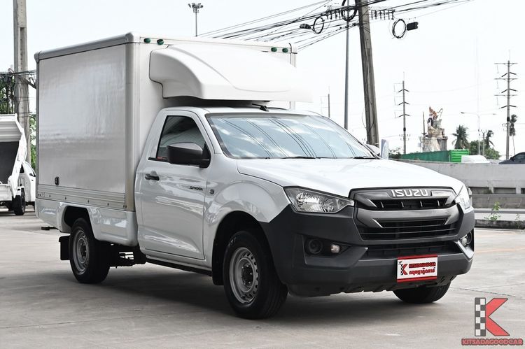 รถ Isuzu D-MAX 1.9 B สี ขาว