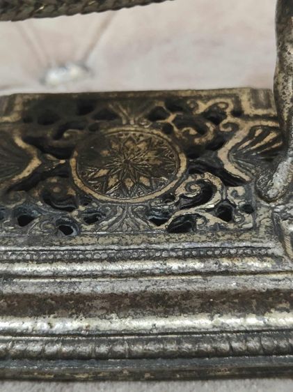 ที่วางของโชว์ สไตล์วินเทจ Vintage STYLEBUILT GOLD GILT ORMOLU CHERUBS PEDESTAL SOAP DISH-Hollywood Regency โลหะมีน้ำหนัก  รูปที่ 8