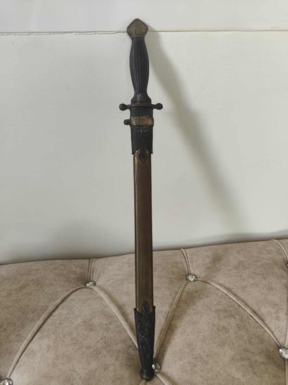 ดาบงานเก่าต่างประเทศ ต่างโชว์สวย รูปที่ 3